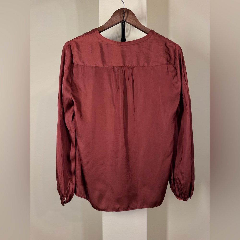 NWOT J.Crew Women's Featherweight Satin Tie-Neck Top - Picture 6 of 9